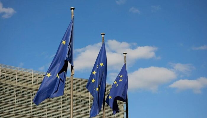 Uni Eropa Akan Hapus Teknologi “High-Risk” dari Infrastruktur: Apa Artinya bagi Industri Teknologi Global